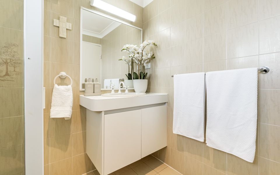 LA RONDE 4 – Hear the Waves of Pippi Beach | Holiday Yamba