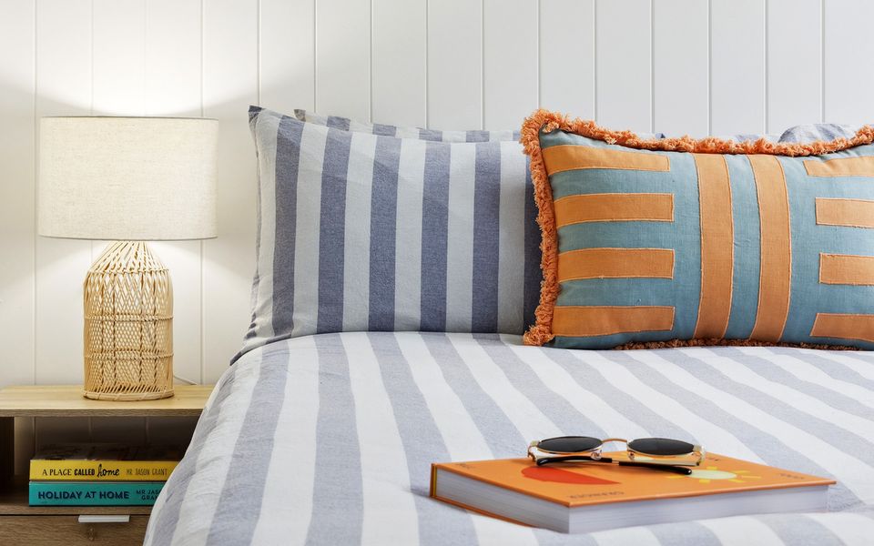 LITTLE PALMS | Sleep by the whisper of the waves