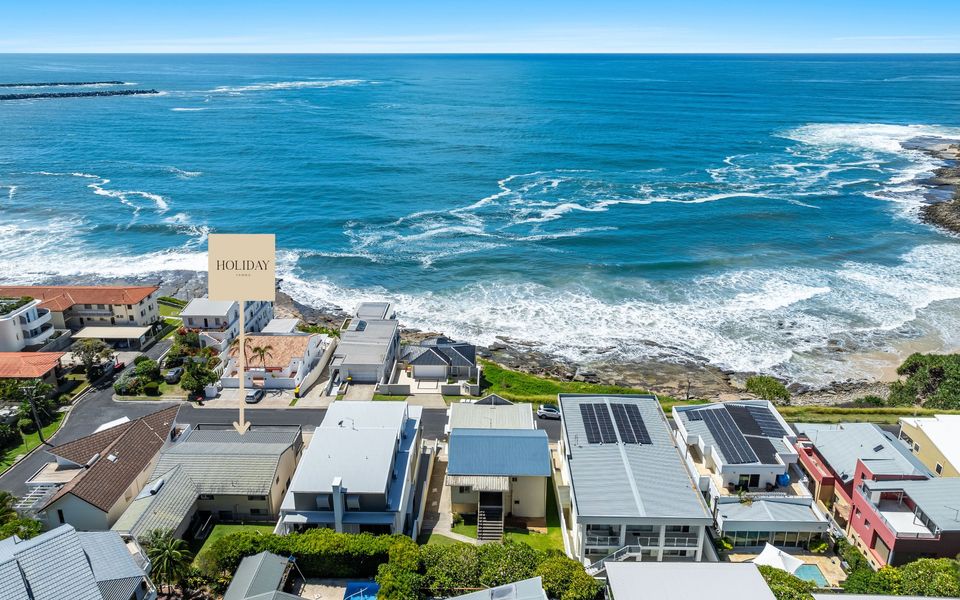 LITTLE PALMS | Sleep by the whisper of the waves