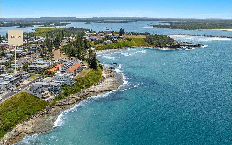 LITTLE PALMS | Sleep by the whisper of the waves