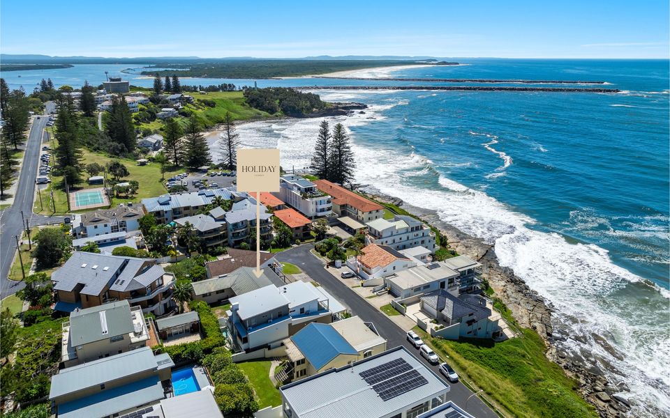 LITTLE PALMS | Sleep by the whisper of the waves