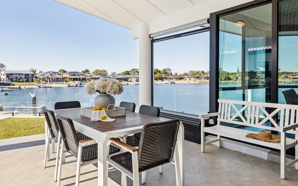 OCEAN STARR – Glorious Views of the Clarence | Holiday Yamba