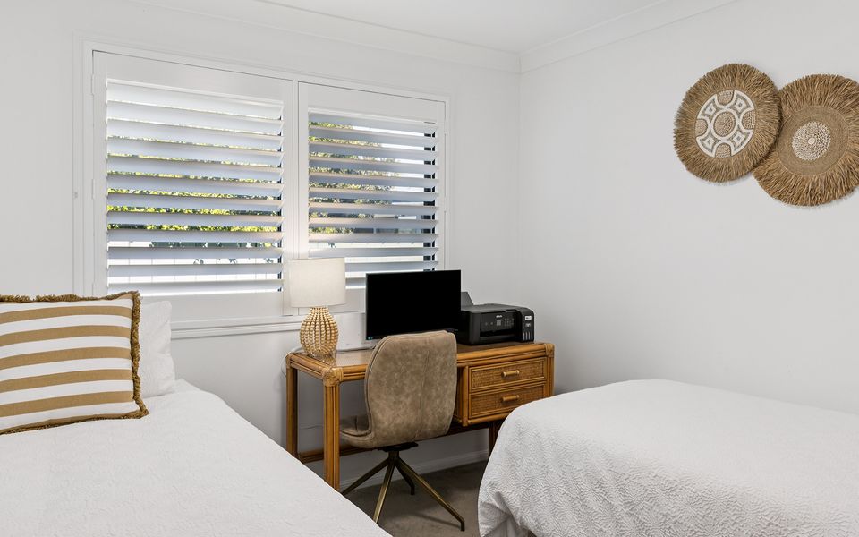 OCEAN STARR – Glorious Views of the Clarence | Holiday Yamba