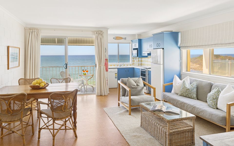 BOOROLONG 2 – Beachfront Bliss | Holiday Yamba