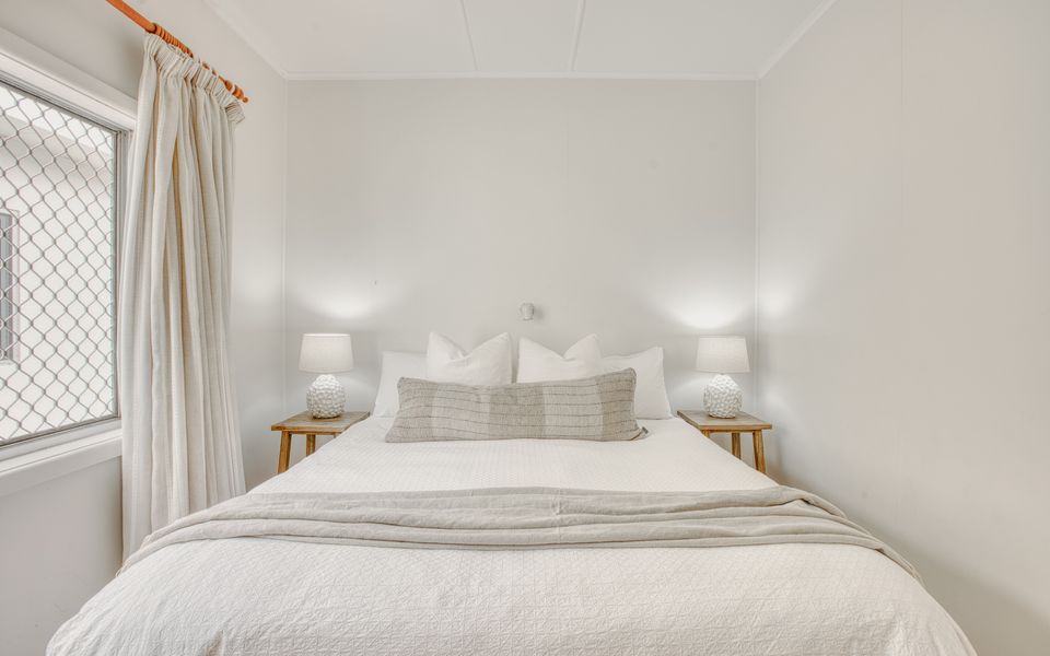 BOOROLONG 2 | Beachfront Bliss