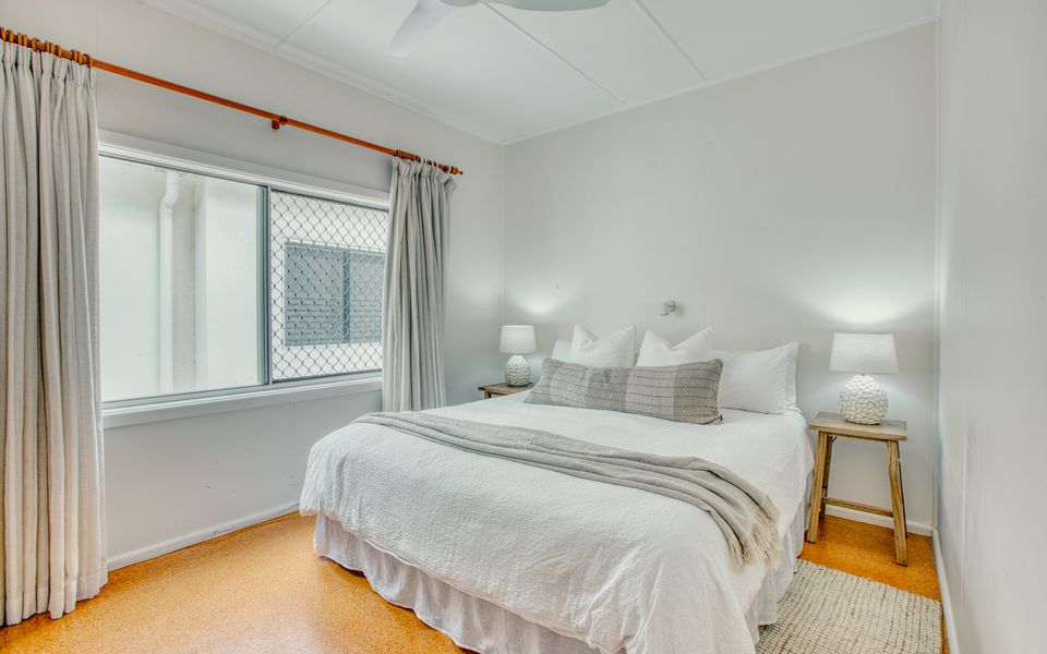 BOOROLONG 2 | Beachfront Bliss