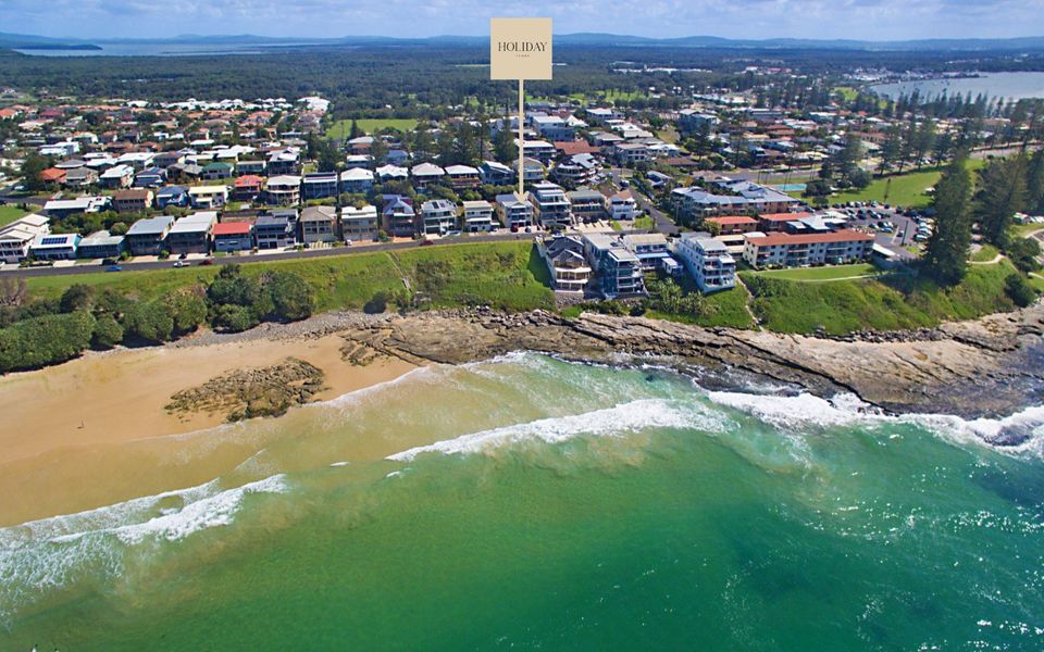 BOOROLONG 2 | Beachfront Bliss