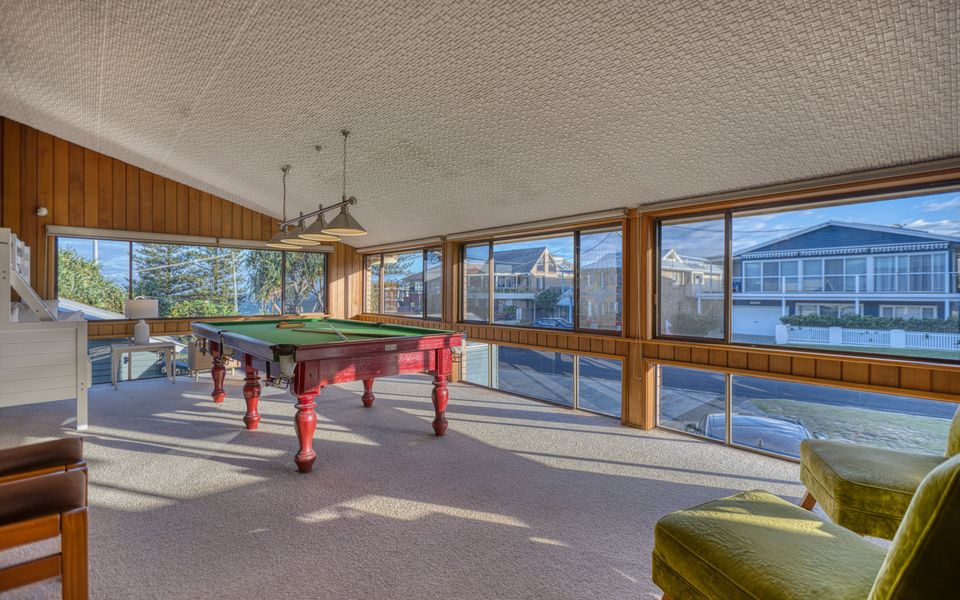 BLUE WATERS | Seaside Escape