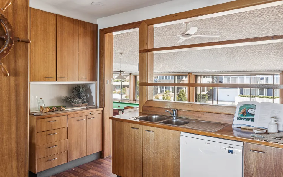 BLUE WATERS | Seaside Escape