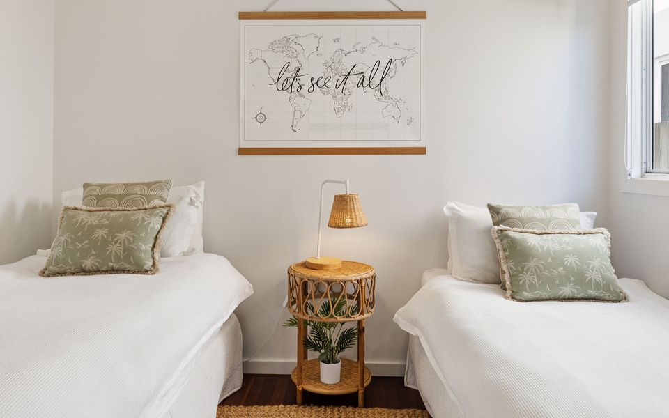 ZEPHYR | Modern Coastal Beach Shack