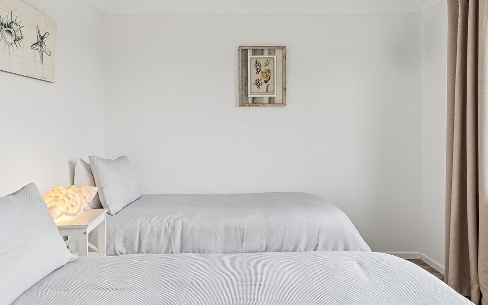 PANDANUS – Spacious Waterfront Escape | Holiday Yamba