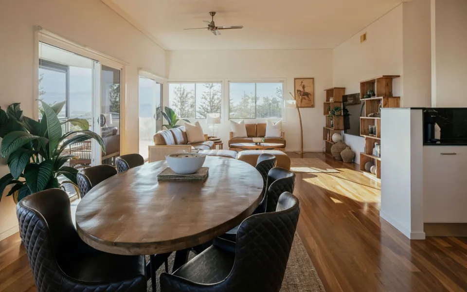 SUNNY’S 1 – Best Sunsets in Yamba