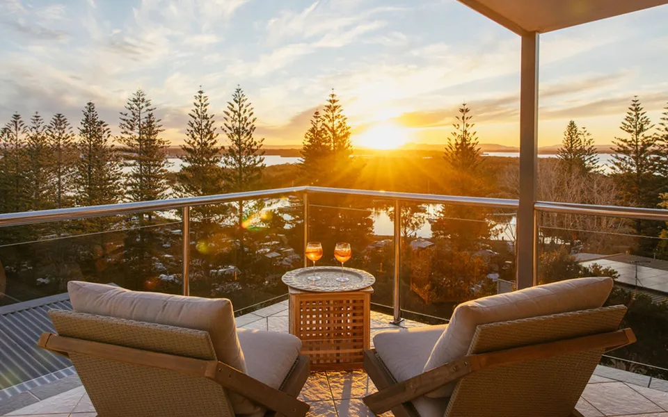 SUNNY’S 1 – Best Sunsets in Yamba