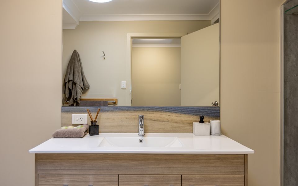 ANGOURIE BAY VILLA – UNIT 1 | Coastal Escape At Angourie