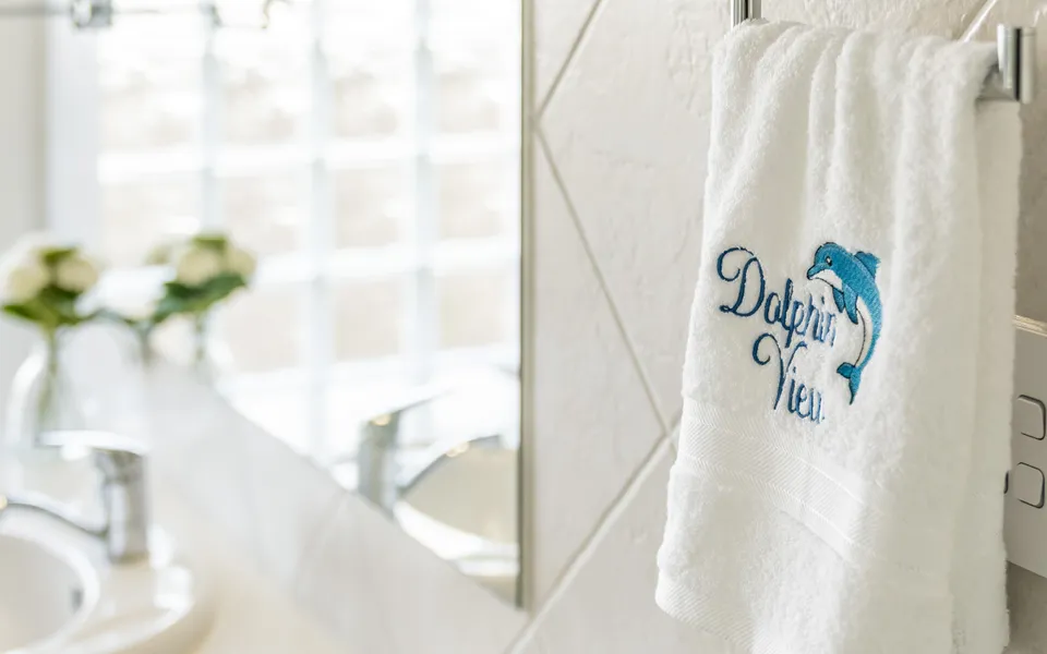 DOLPHIN VIEW | Elegant Waterfront Haven