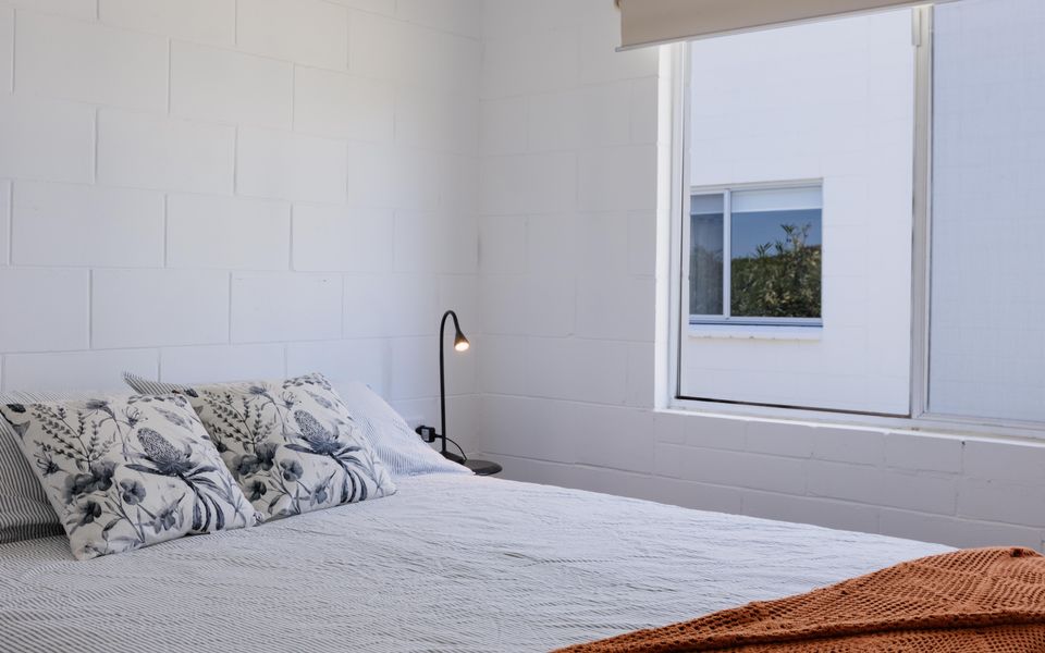 22 POINSETTIA CRESCENT, BROOMS HEAD