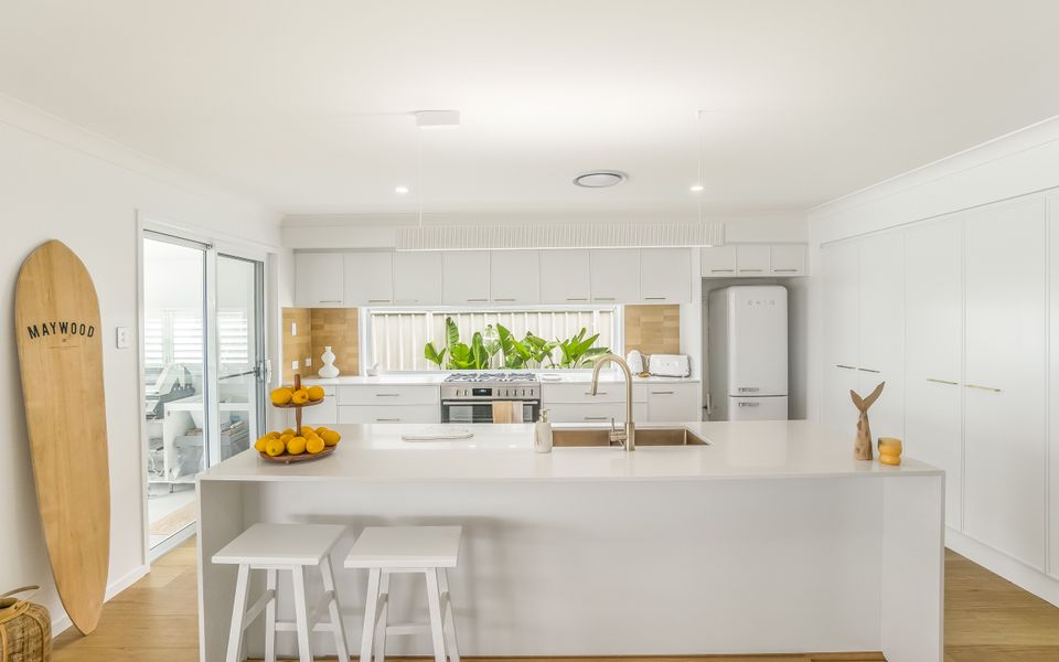 BLONDIE – Escape to the Water’s Edge | Holiday Yamba