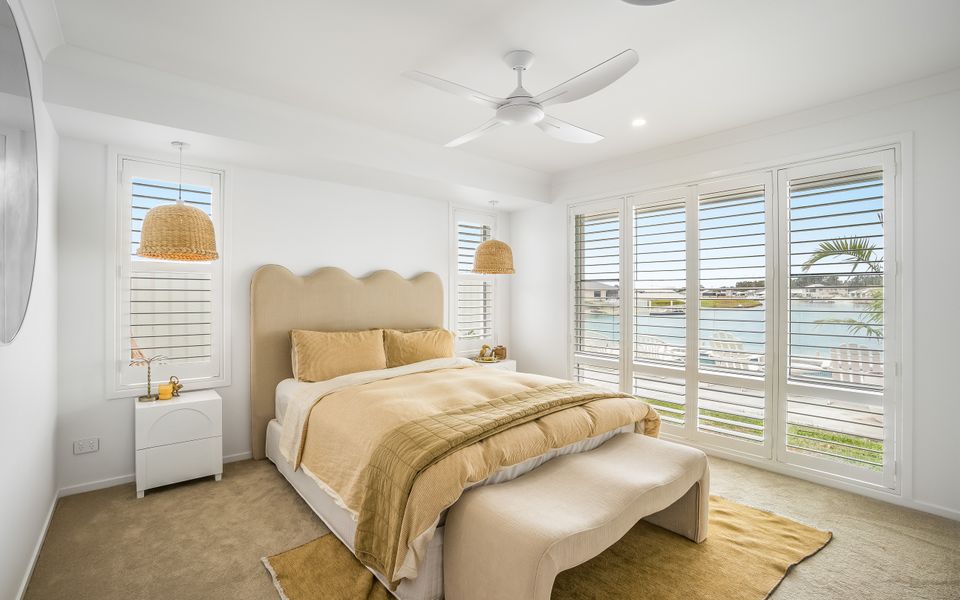 BLONDIE – Escape to the Water’s Edge | Holiday Yamba