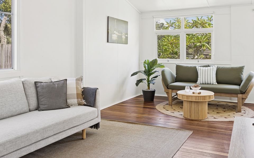 SANDY CHEEKS – Charming Beach Cottage | Holiday Yamba