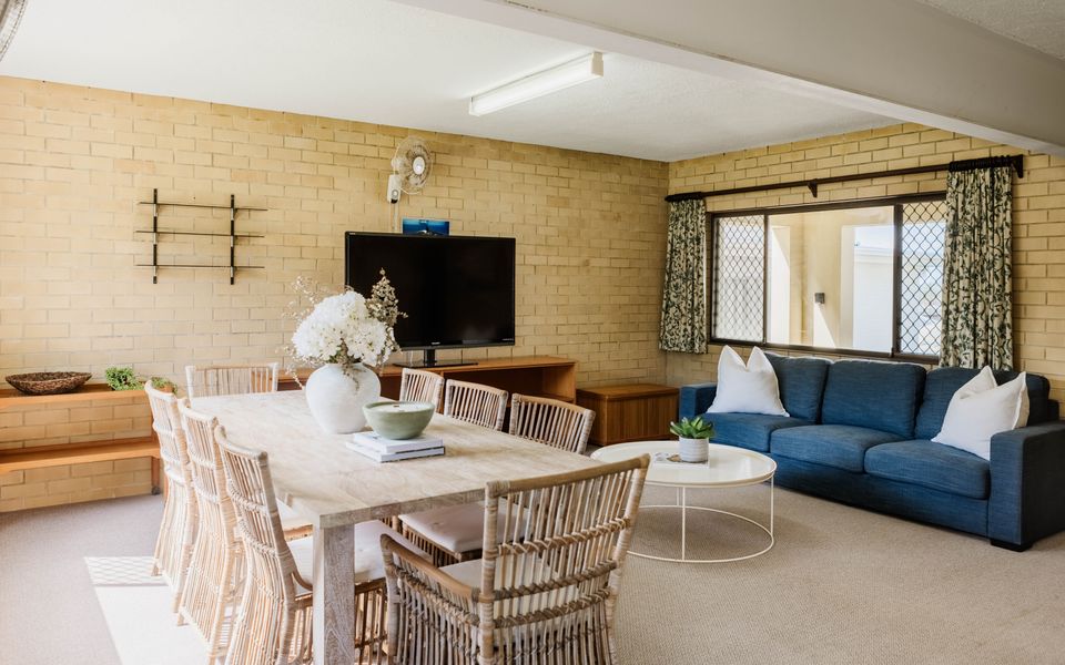 THALASSA – Hear The Surf | Holiday Yamba