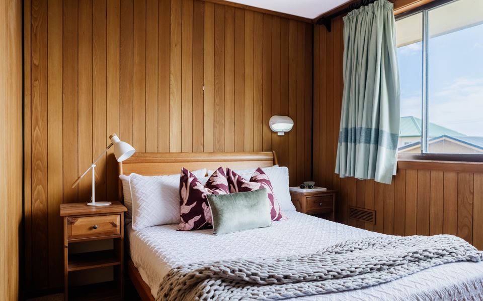 THALASSA – Hear The Surf | Holiday Yamba