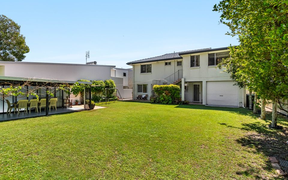 RIVER & SALT – Holiday Yamba – Coastal Holiday Home