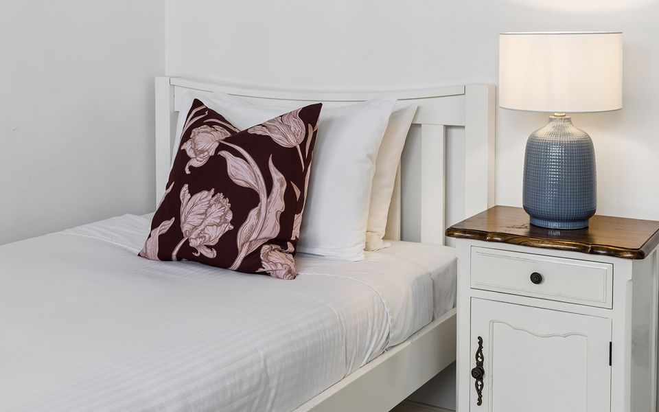 TAROONA – Majestic Waterfront Holiday Yamba