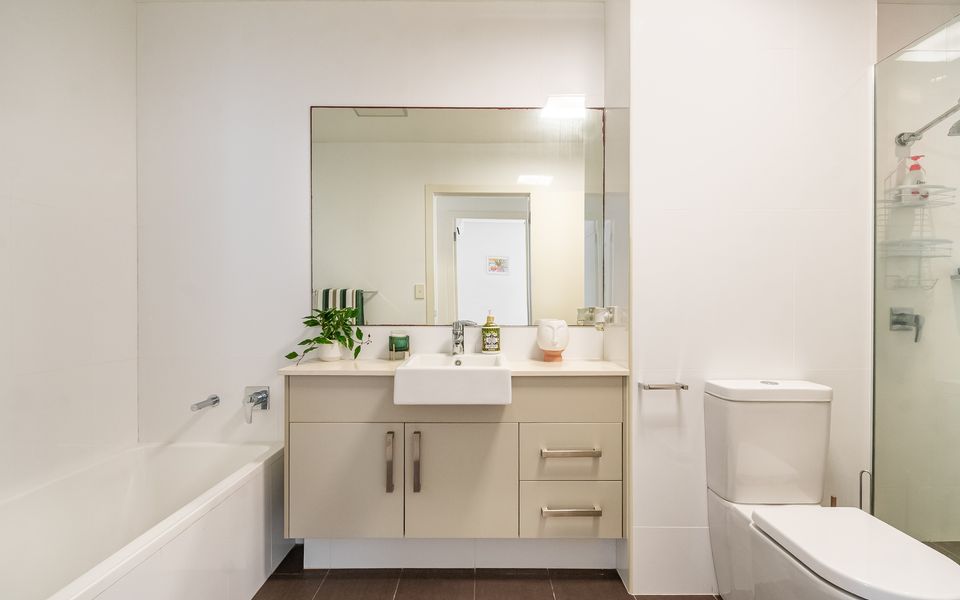 WHITE SAILS 2 – Timeless Coastal Escape | Holiday Yamba