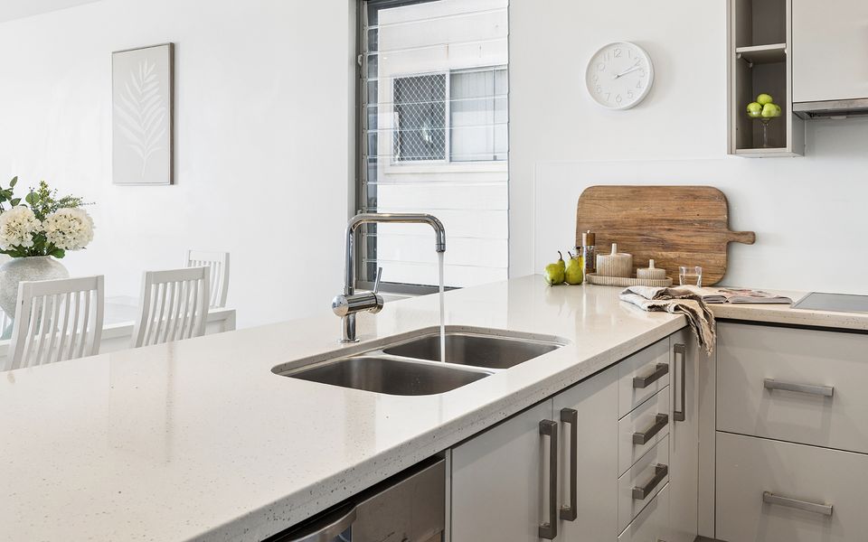 WHITE SAILS 2 – Timeless Coastal Elegance with Pool & Ocean Views | Holiday Yamba