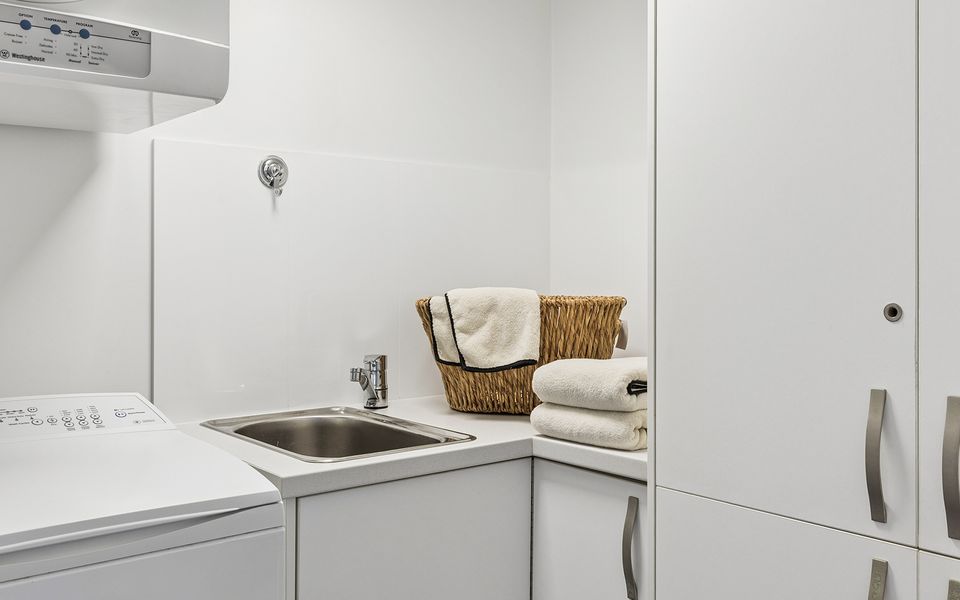 WHITE SAILS 2 – Timeless Coastal Elegance with Pool & Ocean Views | Holiday Yamba