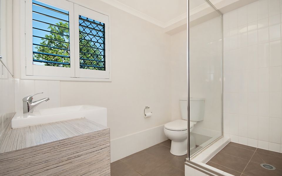 CONVENT COTTAGE | Pet friendly home in the center of town