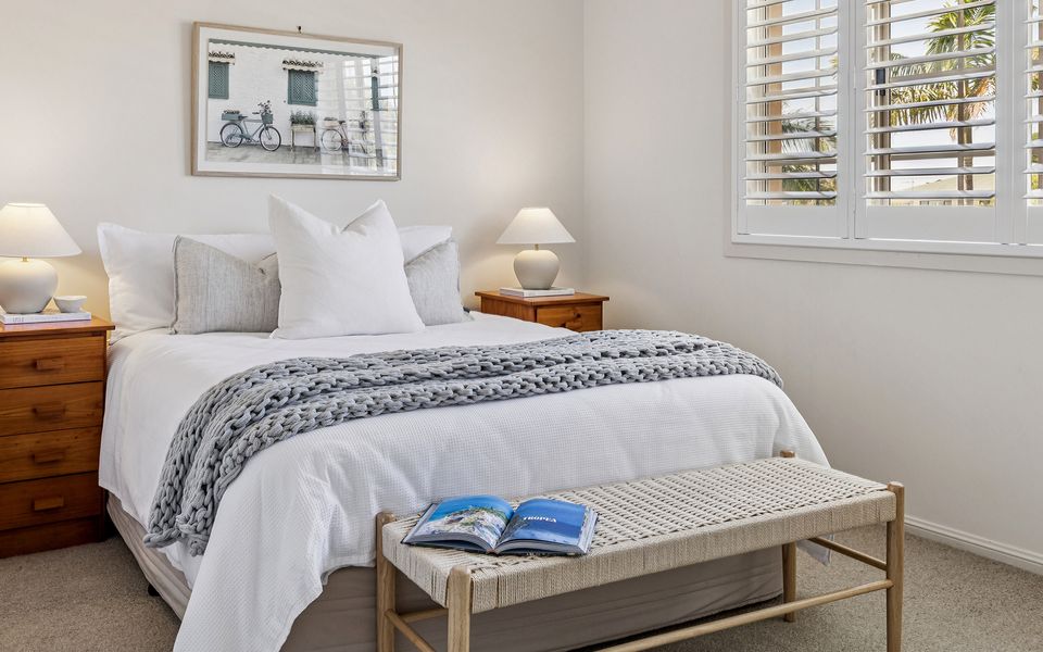 POINT PARADISO | Glorious waterfront