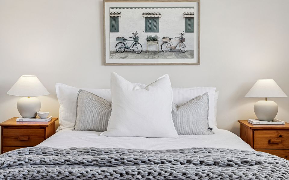 POINT PARADISO | Glorious waterfront