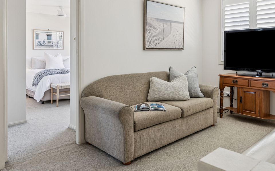 POINT PARADISO | Glorious waterfront