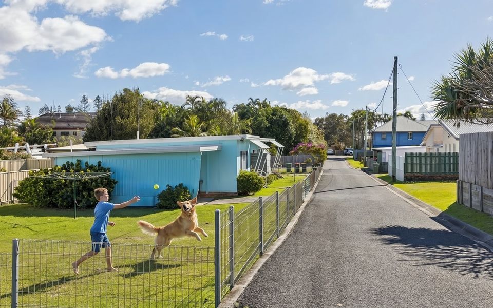 LITTLE BANKSIA – Pet Friendly in Town