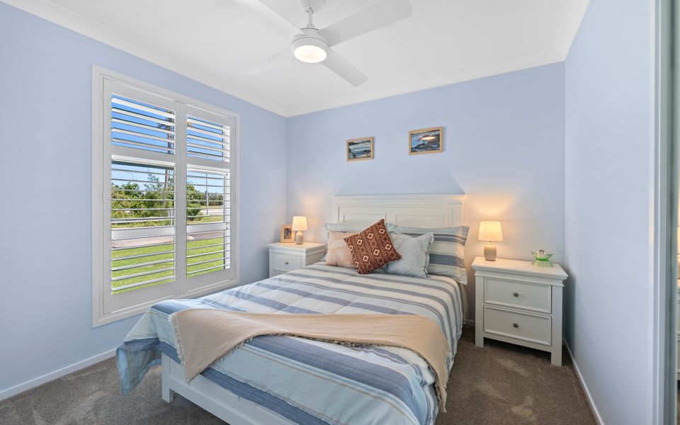 PELICAN WATERS – Pet Friendly Waterfront Escape with Private Jetty | Holiday Yamba