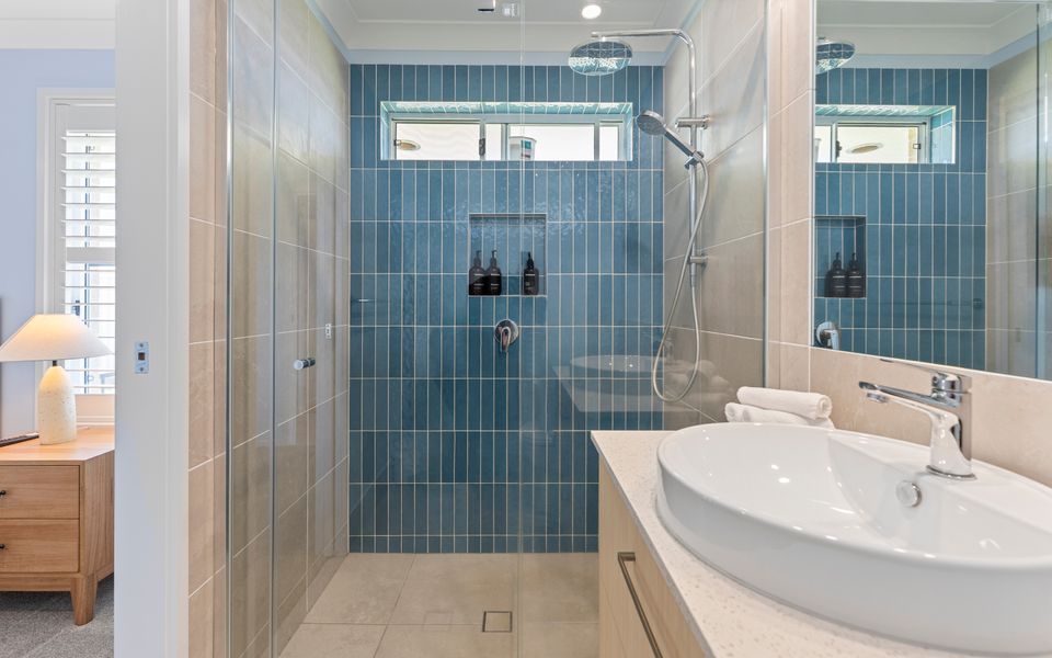 PELICAN WATERS – Pet Friendly Waterfront Escape with Private Jetty | Holiday Yamba