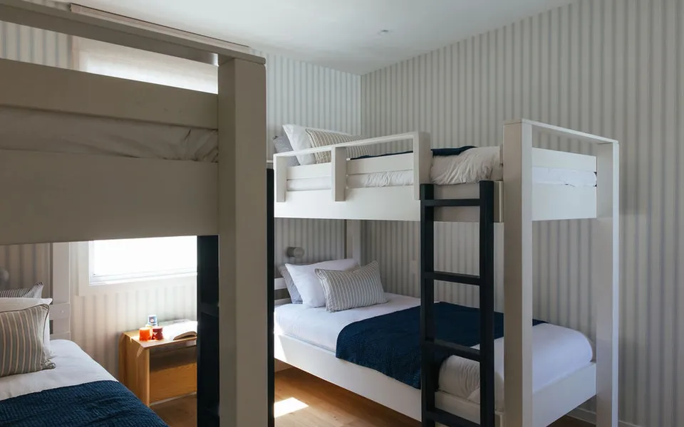 CLARENCE HOUSE- A Stay Above The Ordinary | Holiday Yamba