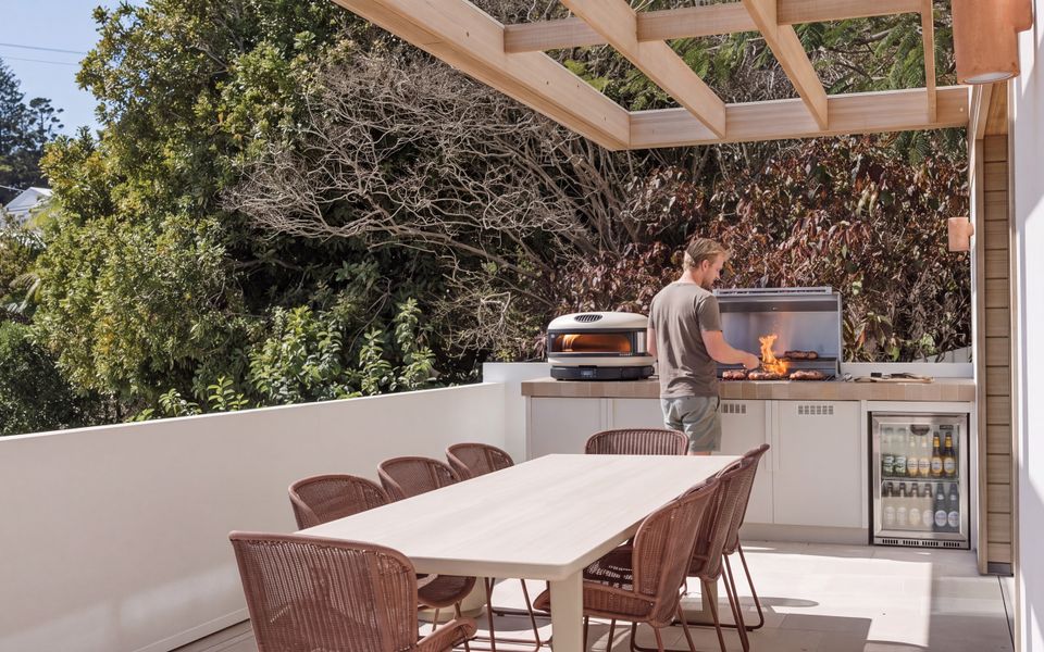 CLARENCE HOUSE- A Stay Above The Ordinary | Holiday Yamba