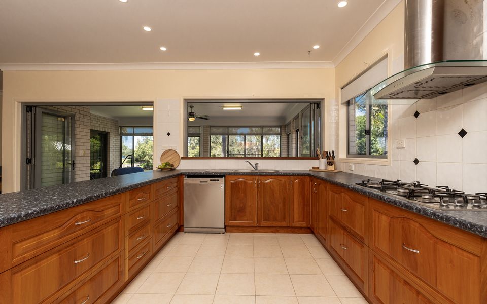 NEWPORT RETREAT- | Holiday Yamba