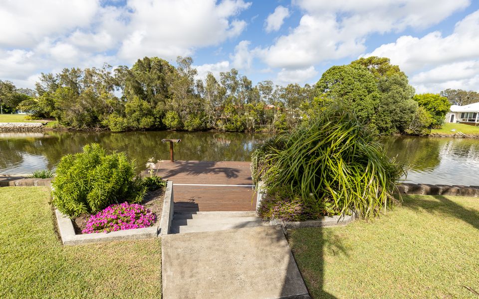 NEWPORT RETREAT- | Holiday Yamba