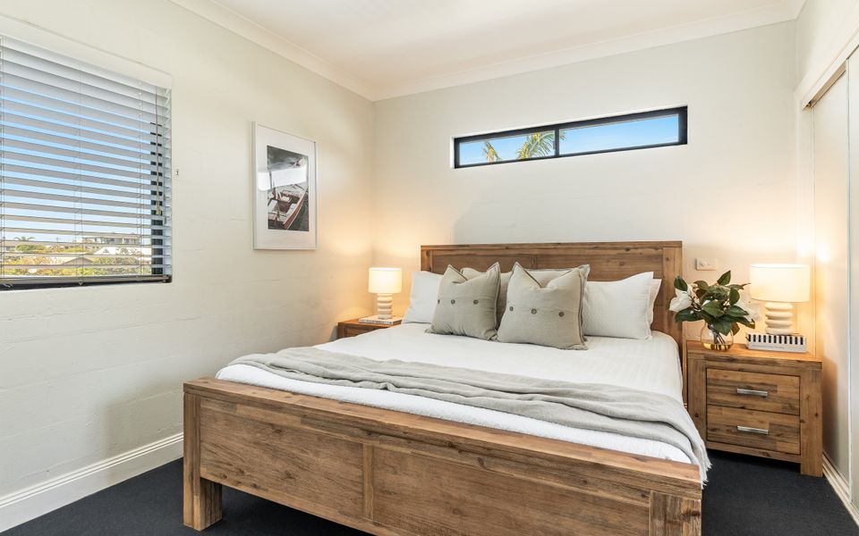 ARCOOLA 1 | Overlooking Main Beach