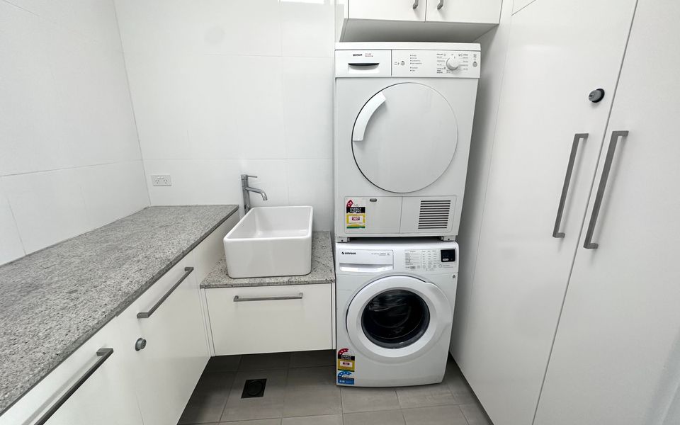 PILOTAGE 4 – Luxury Oceanview Penthouse | Holiday Yamba