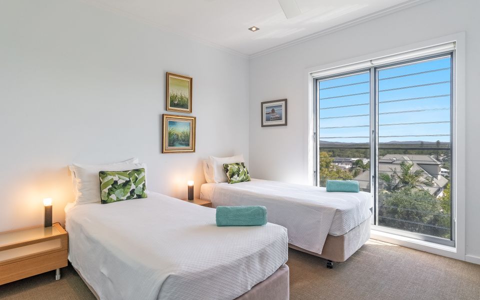 PILOTAGE 4 | Best sunset views in town