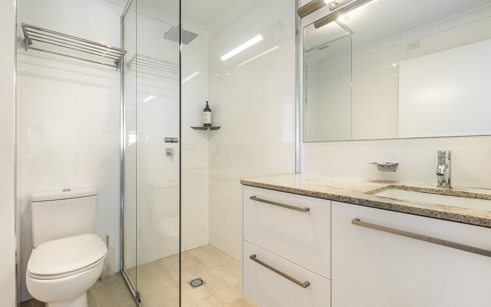 PILOTAGE 1 | Position and views