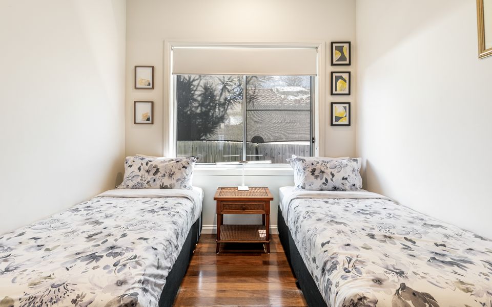 HIGH FIVES | In The Heart of Town and Pet Friendly