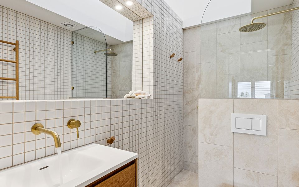 TALINGA 5 | Location and views