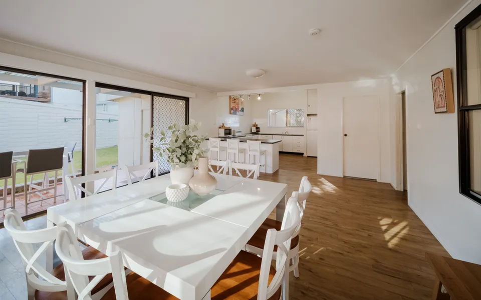 CLARENCE COURT ON THE BEACH – Pet-Friendly Beach House Opposite Main Beach | Holiday Yamba
