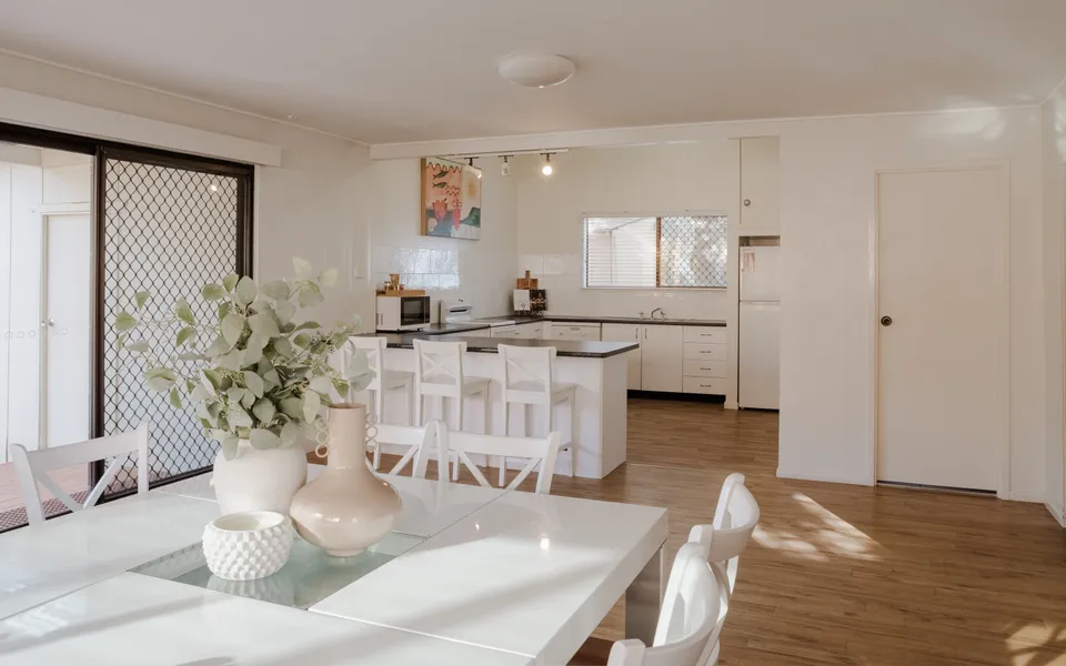 CLARENCE COURT ON THE BEACH – Pet-Friendly Beach House Opposite Main Beach | Holiday Yamba