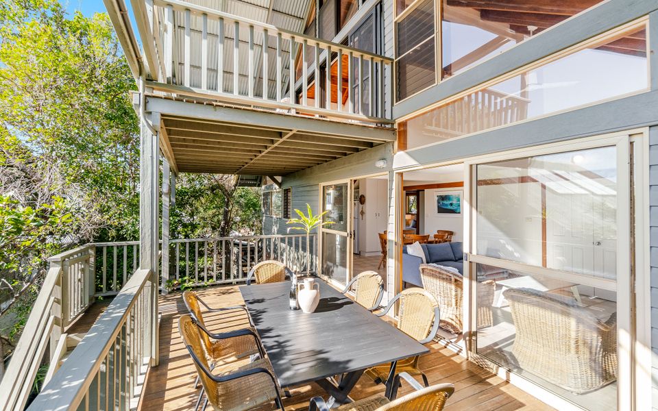 THE HIDEAWAY IN ANGOURIE | Hear the waves from Spookys Beach